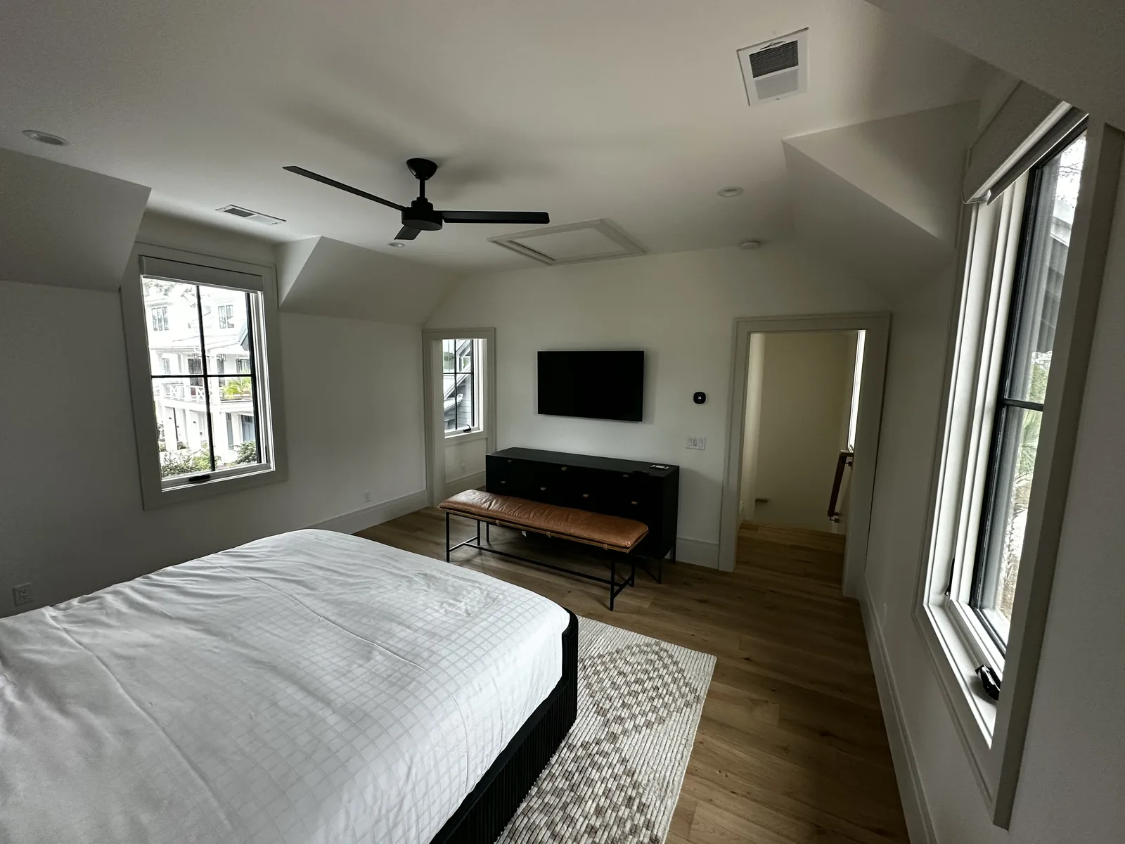 Flat Panel TV Installation project by Hooked Up Installs, photo 32