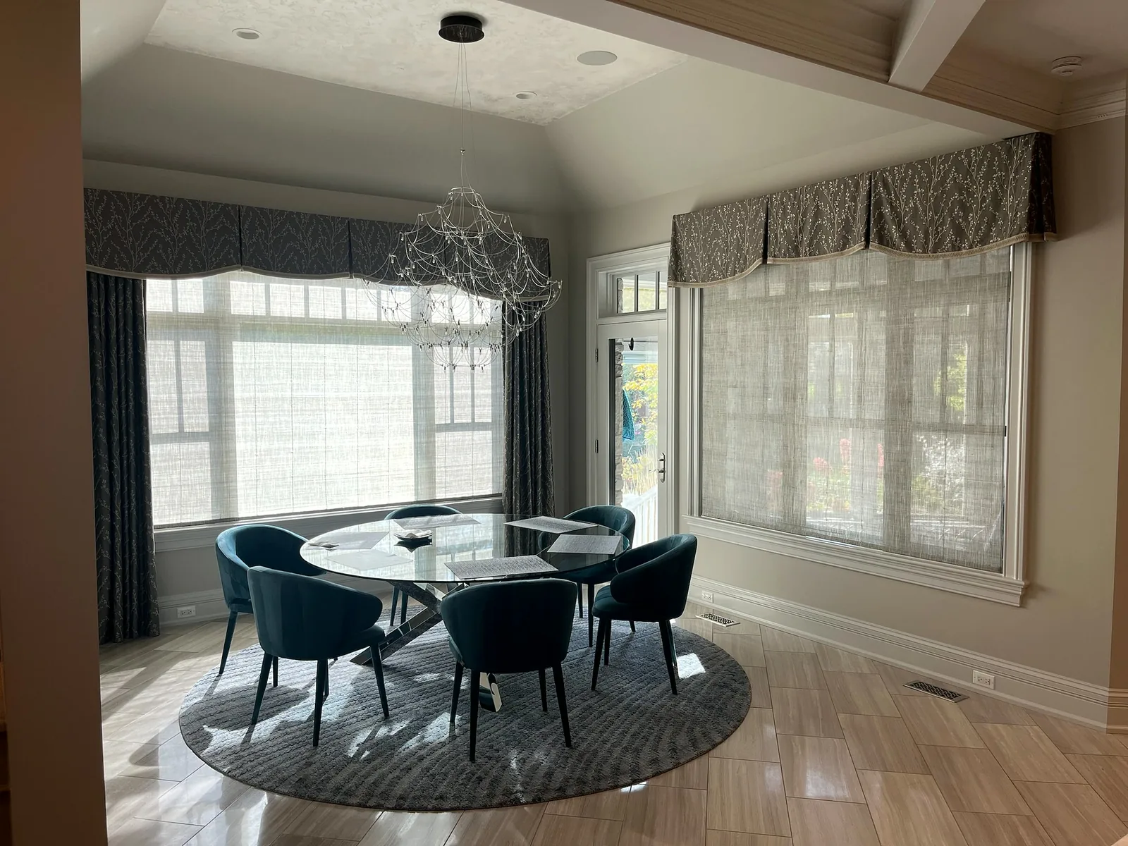Window Treatments project by Hooked Up Installs, photo 54