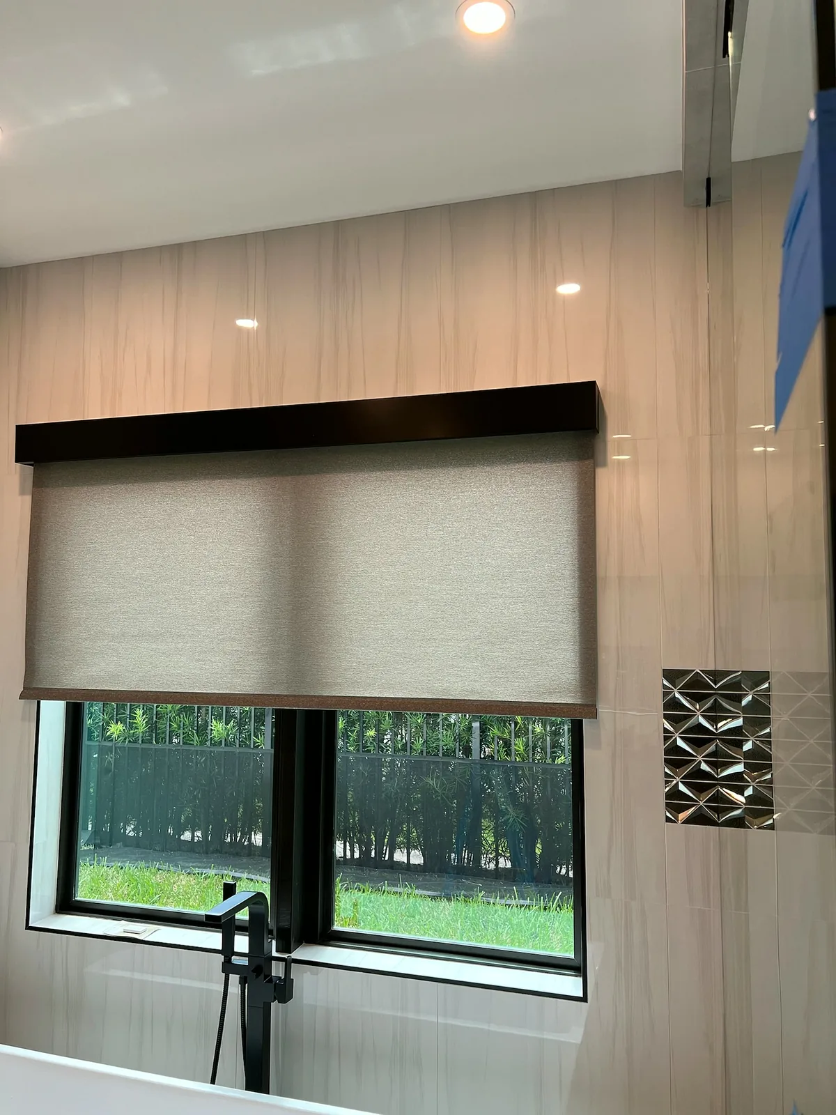 Window Treatments project by Hooked Up Installs, photo 21